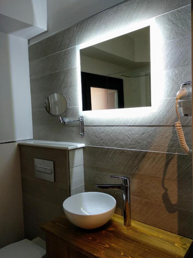 Hostal Canton Plaza Hospital de Órbigo Εξωτερικό φωτογραφία