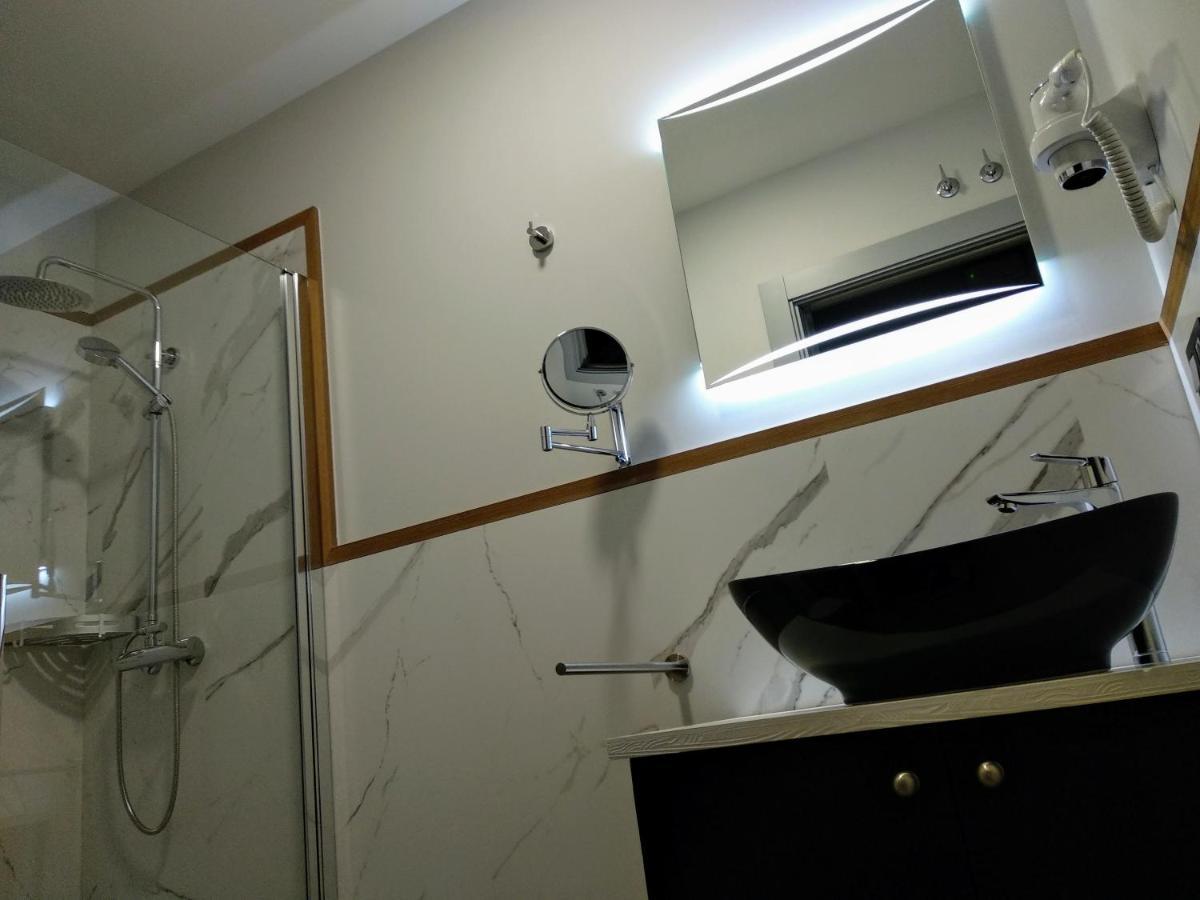 Hostal Canton Plaza Hospital de Órbigo Εξωτερικό φωτογραφία