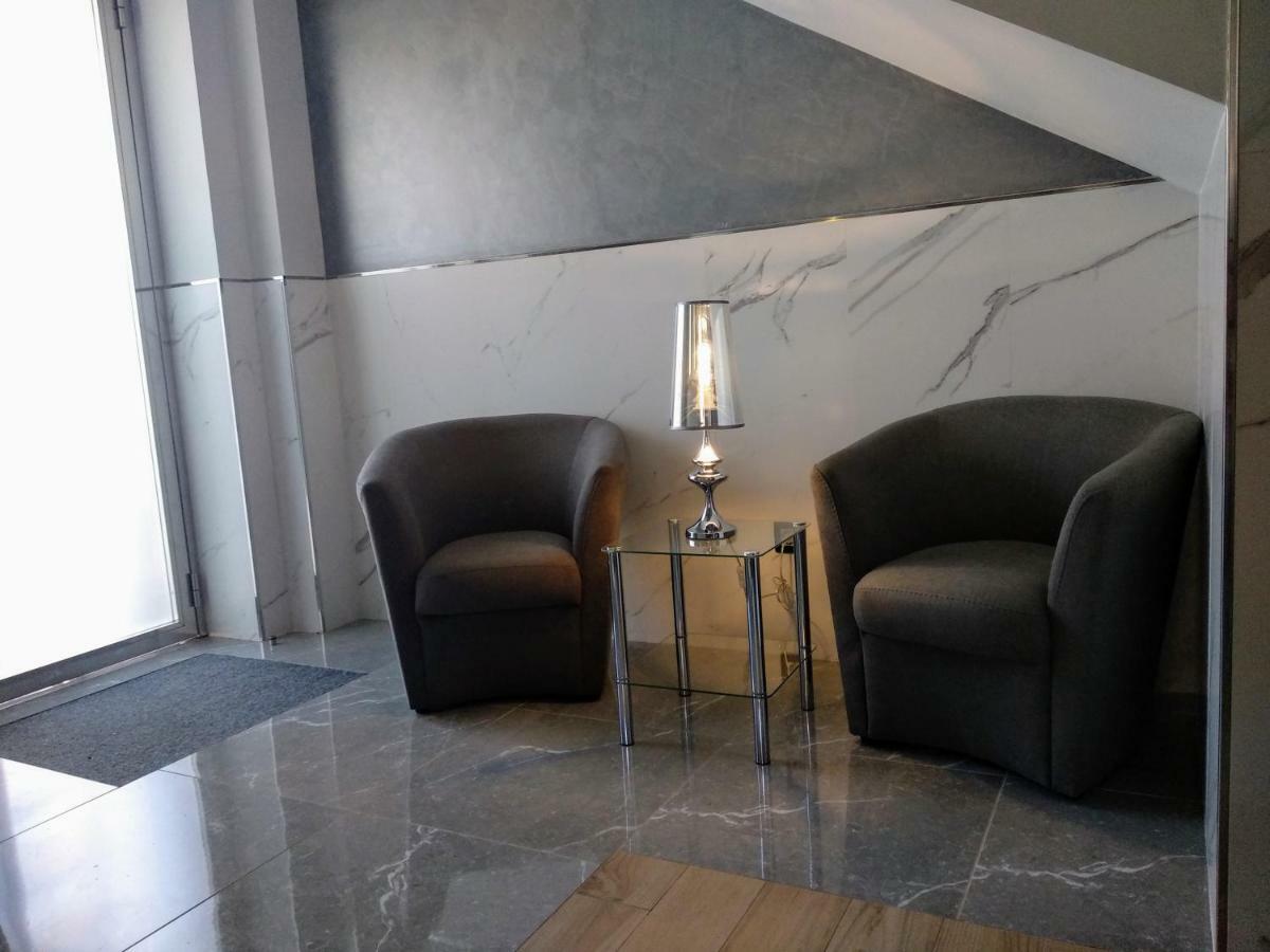 Hostal Canton Plaza Hospital de Órbigo Εξωτερικό φωτογραφία